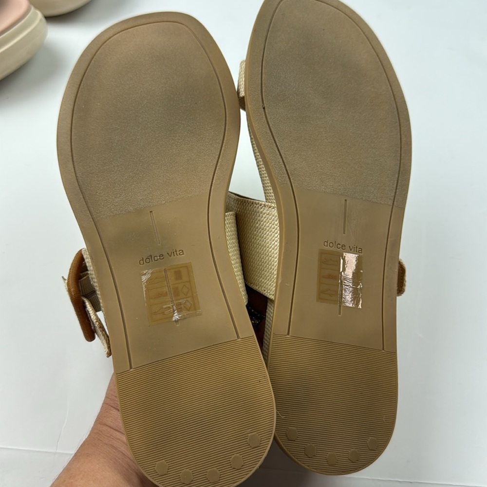 New NWOT Dolce Vita Giana buckle flat slide 8.5 - Picture 7 of 7
